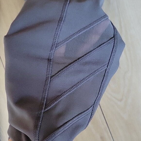 Mondetta Midweight High Waisted Mesh Capri Legging M - Picture 4 of 11